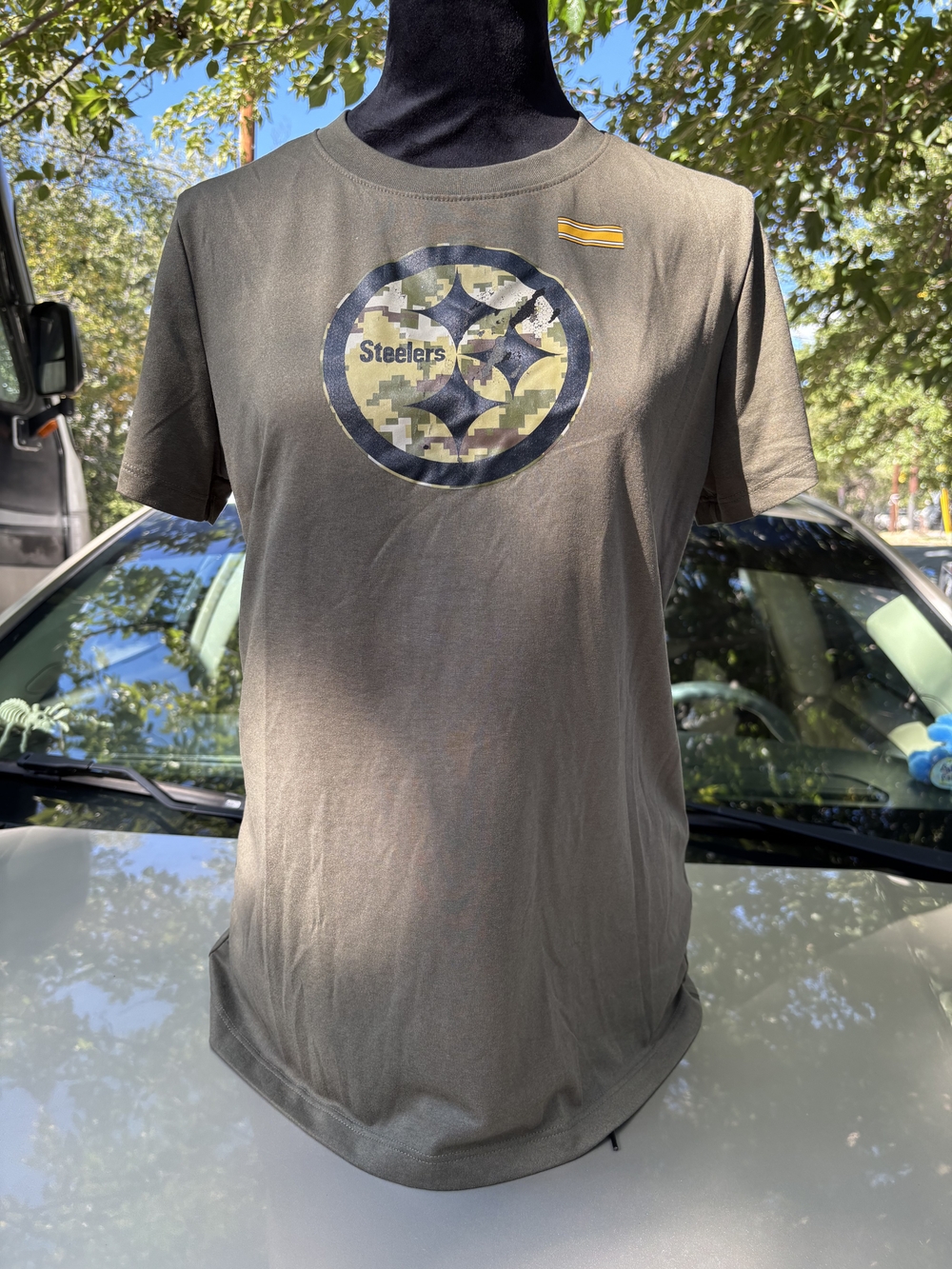 Nike Men’s Olive Camo Steelers Short Sleeve Tee